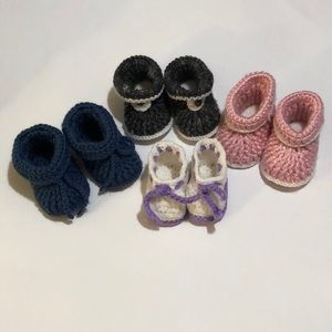 Handmade Crochet baby booties unisex